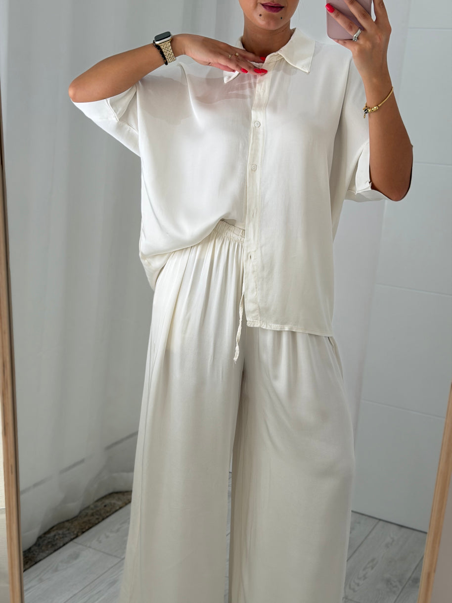 Conjunto acetinado branco