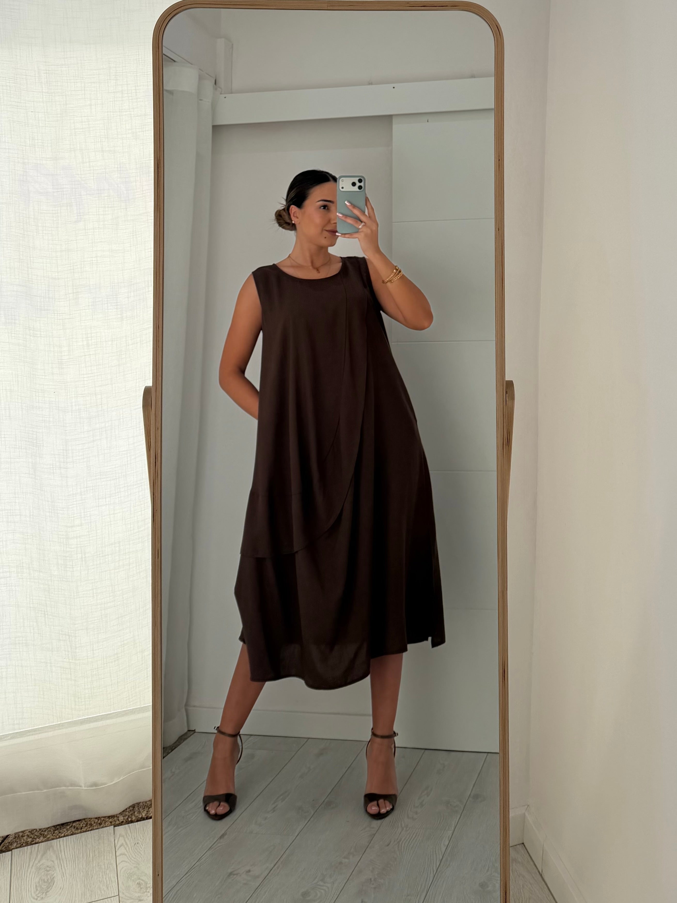 Vestido com toque macio - castanho
