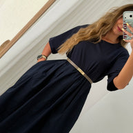 Vestido azul marinho com bolsos