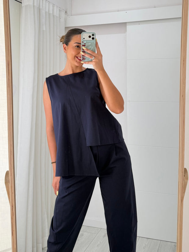 Conjunto assimétrico azul marinho