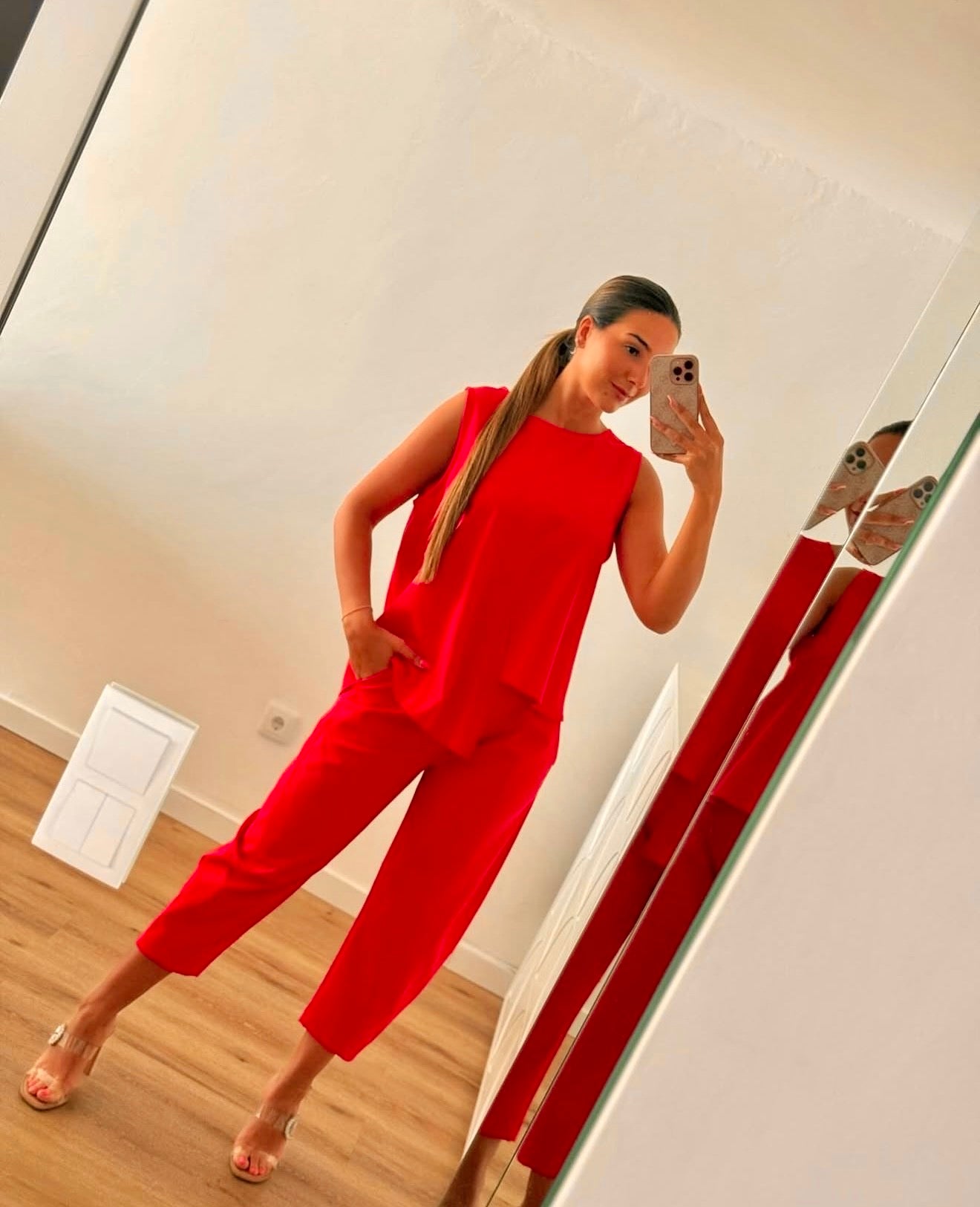 Conjunto assimétrico laranja