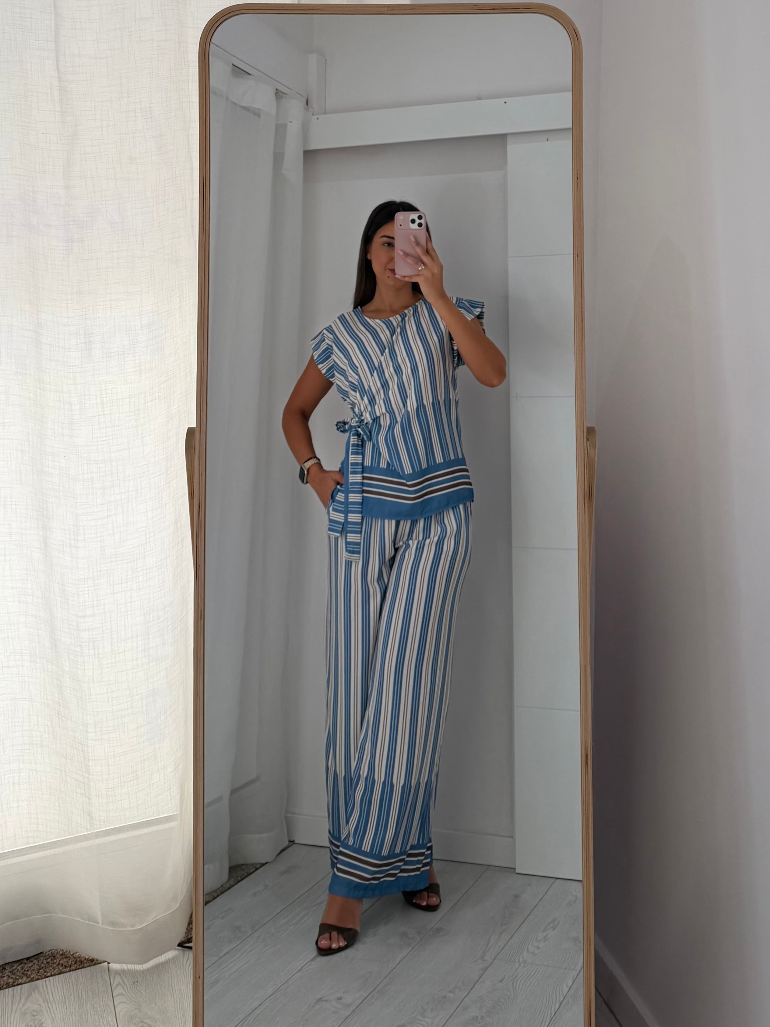 Conjunto riscas | com pormenores