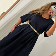 Vestido azul marinho com bolsos