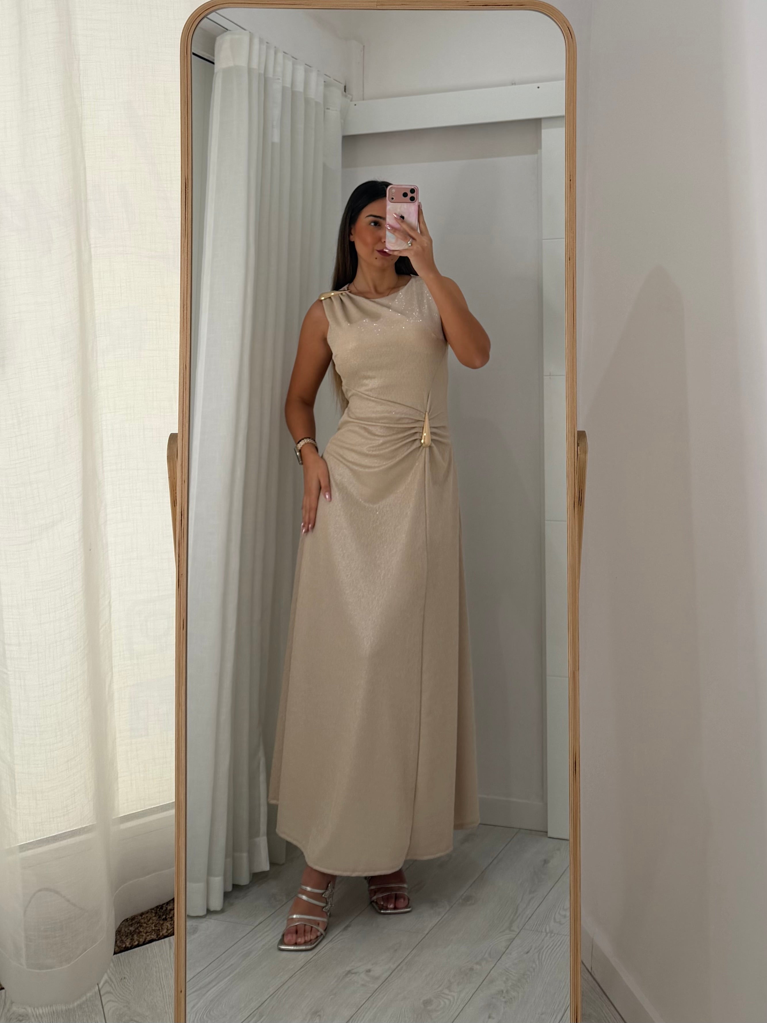 Vestido cerimónia bege