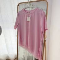 Tshirt assimétrica com renda