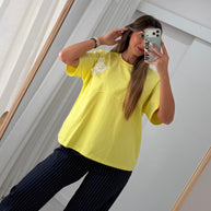 Tshirt amarela - com alfinete removível