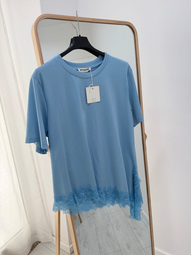 Tshirt com renda azul