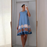 Vestido azul pastel com bolas