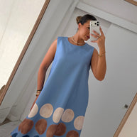 Vestido azul pastel com bolas