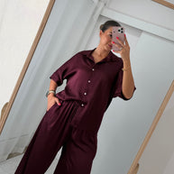 Conjunto acetinado bordeaux