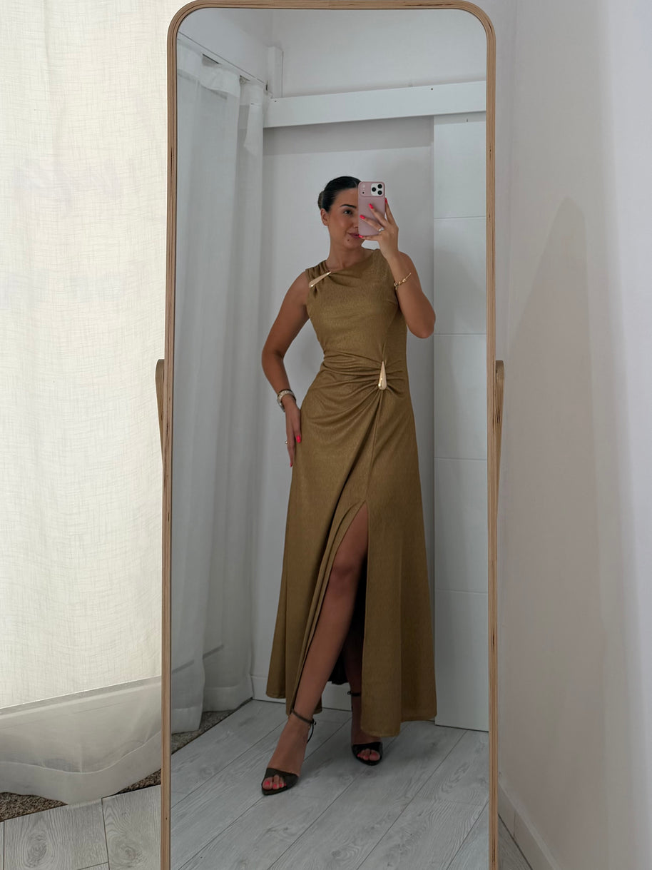 Vestido dourado - gota e racha