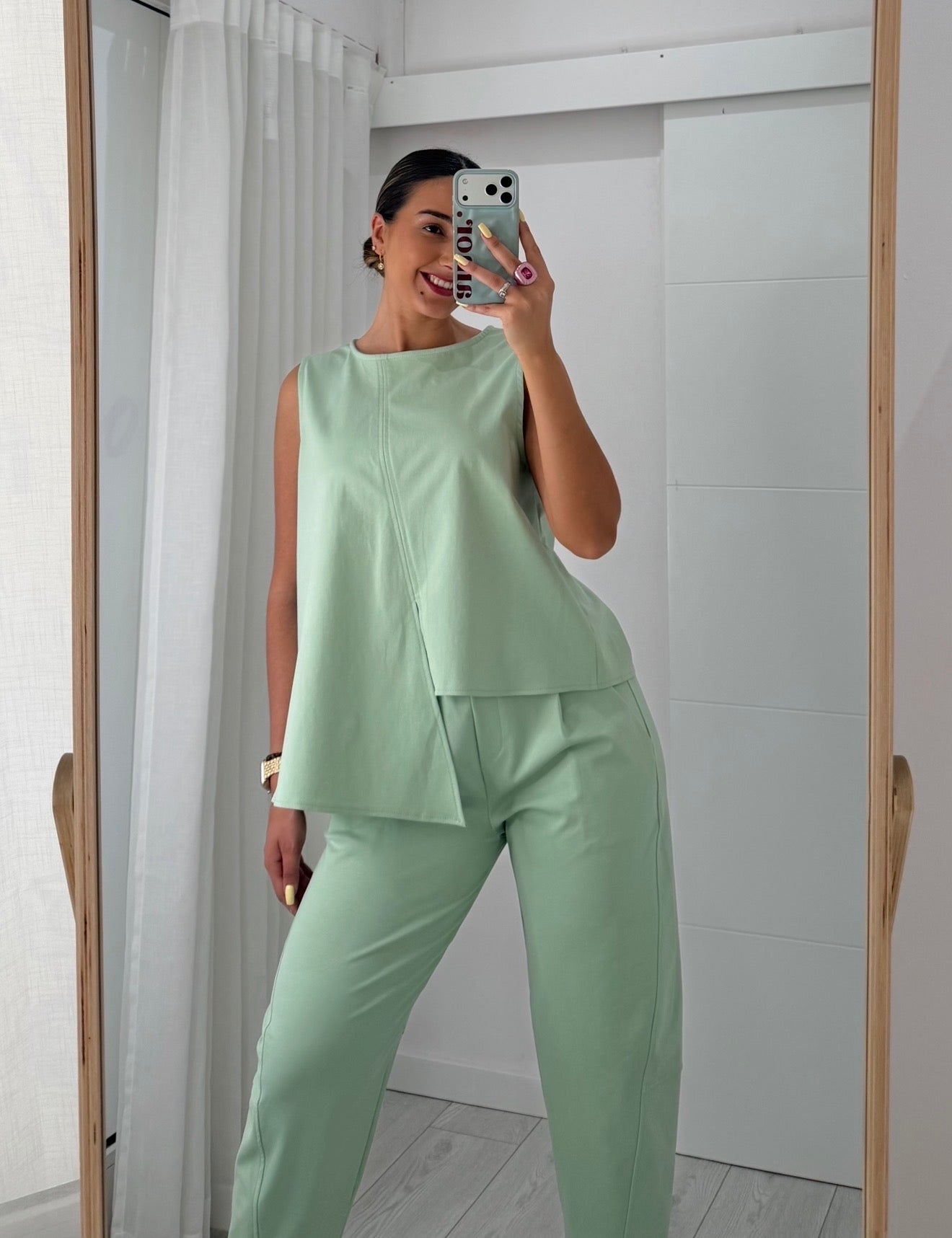 Conjunto Assimétrico - verde menta
