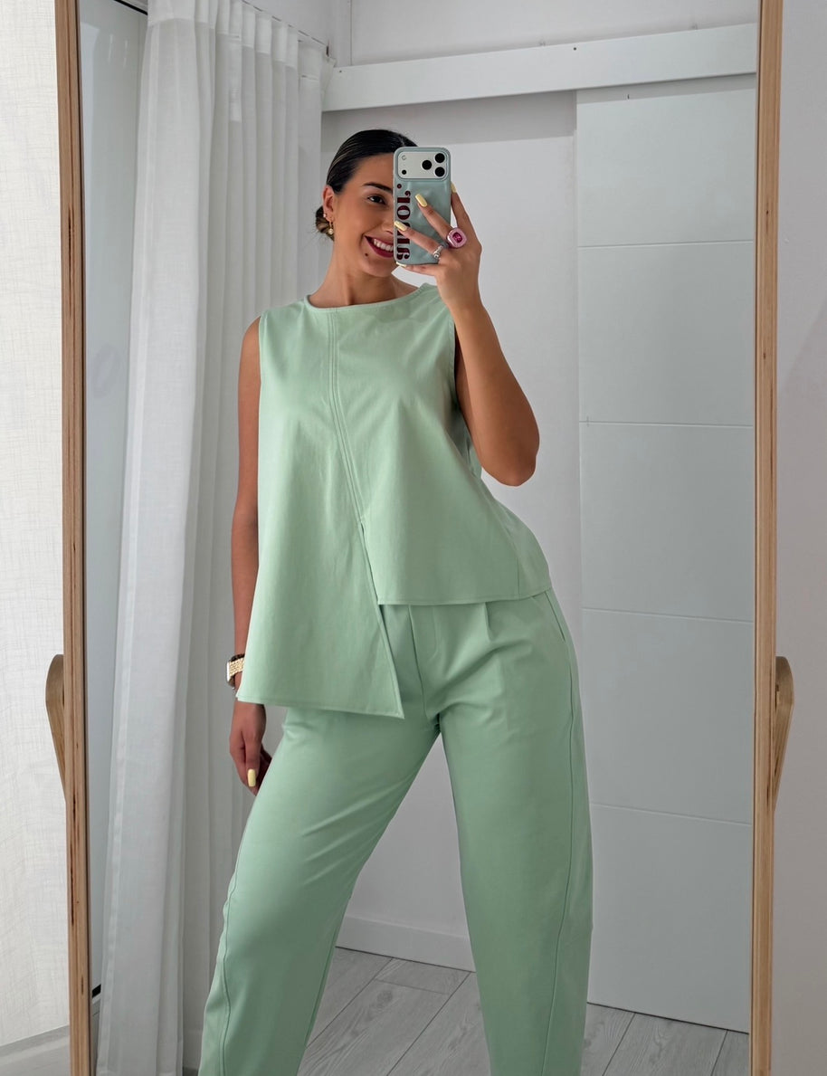 Conjunto Assimétrico - verde menta