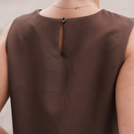Vestido com bolas castanho