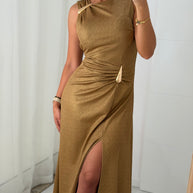 Vestido dourado - gota e racha
