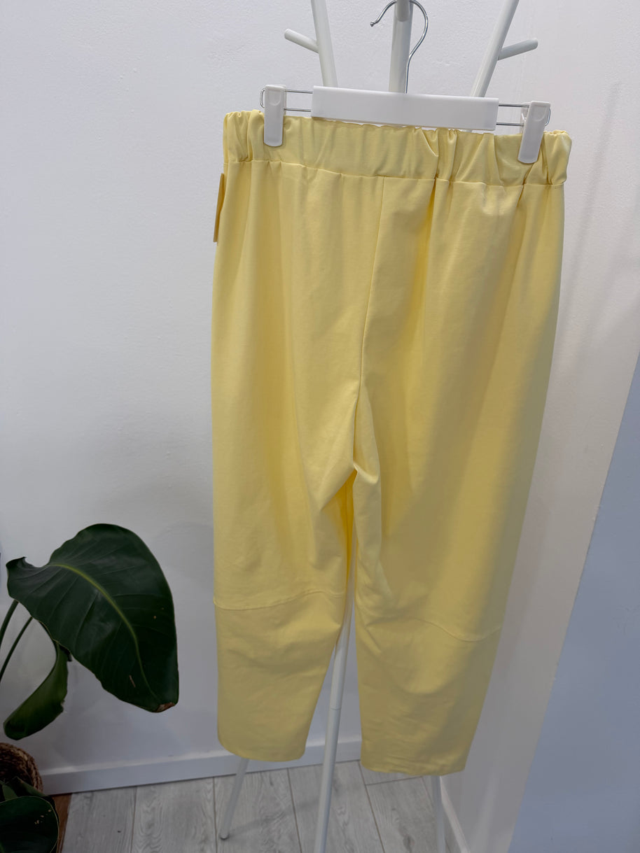 Calça Best Seller Amarela